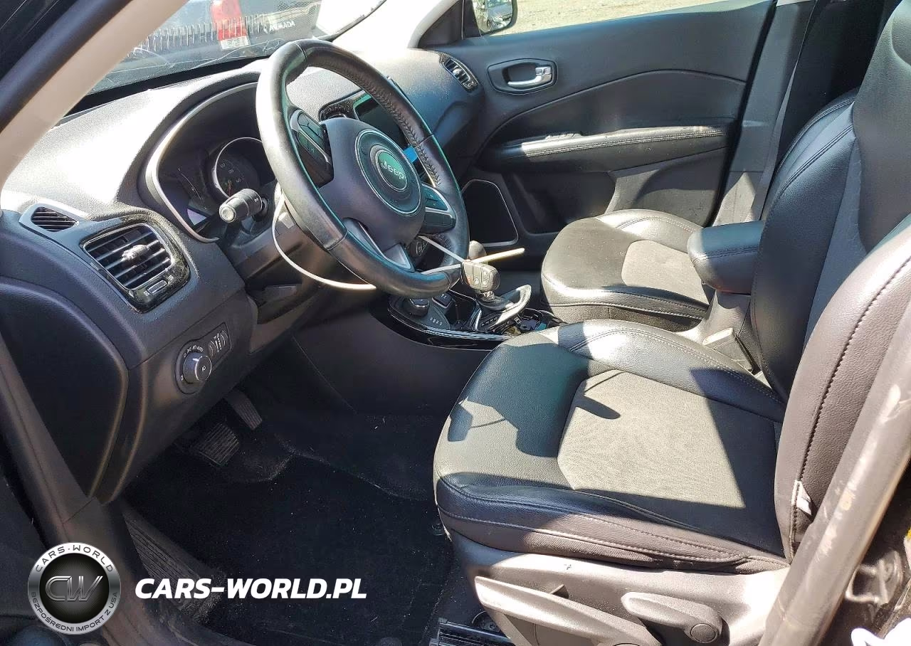 2019 Jeep Compass Latitude VIN:3C4NJDBB4KT809760 - 7