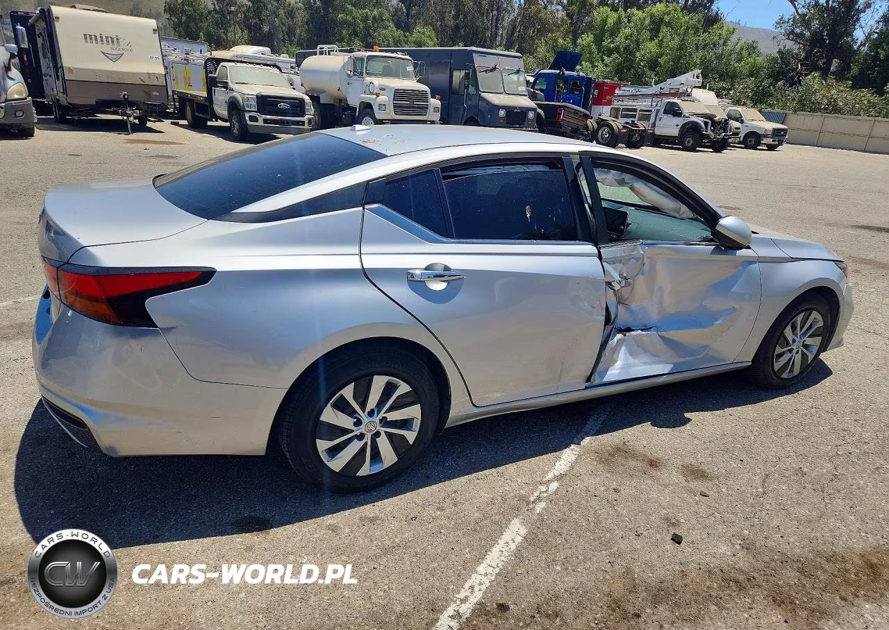 2019 Nissan Altima S VIN:1N4BL4BVXKC124526 - 3