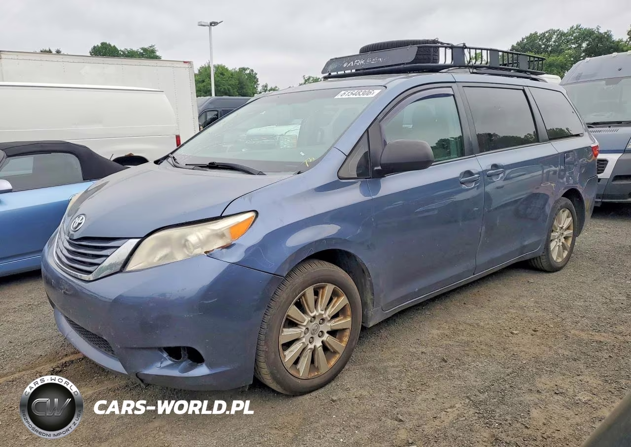 2015 Toyota Sienna Le