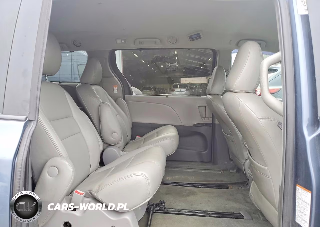 2015 Toyota Sienna Le VIN:5TDJK3DC7FS101028 - 11