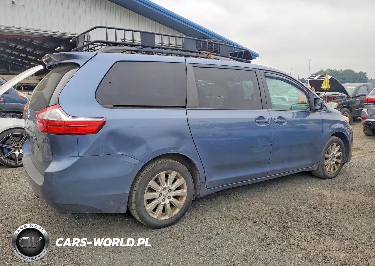 2015 Toyota Sienna Le VIN:5TDJK3DC7FS101028 - 3