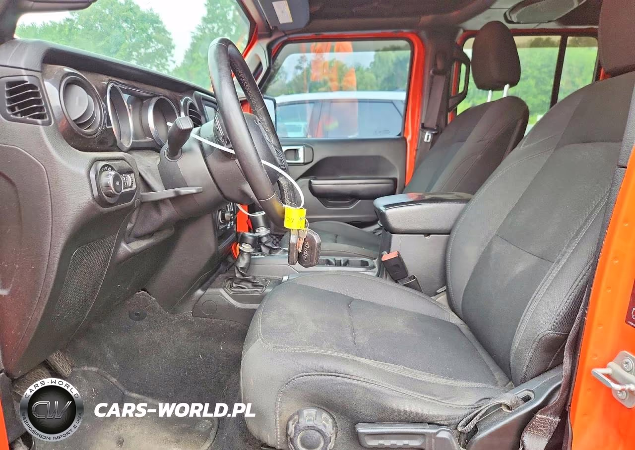 2020 Jeep Wrangler Unlimited Sport VIN:1C4HJXDG6LW285708 - 7