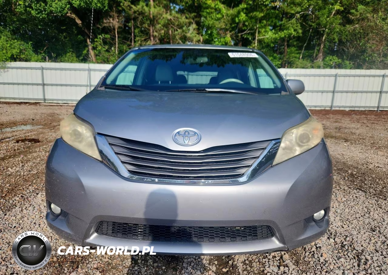 2013 Toyota Sienna Xle 8-Passenger VIN:5TDYK3DCXDS366375 - 5