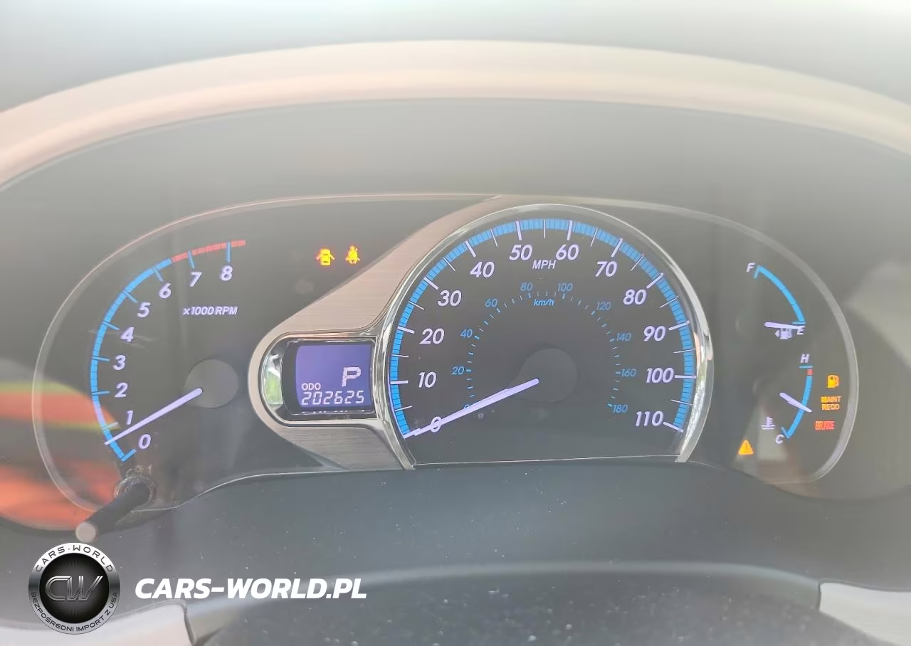 2013 Toyota Sienna Xle 8-Passenger VIN:5TDYK3DCXDS366375 - 9