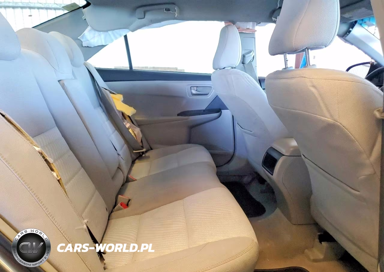 2015 Toyota Camry Le VIN:4T1BF1FKXFU012157 - 10