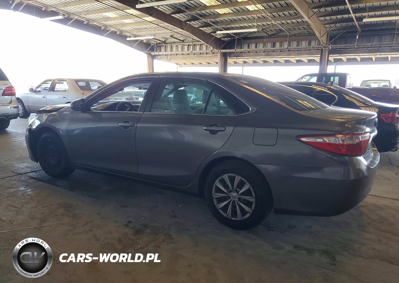 2015 Toyota Camry Le VIN:4T1BF1FKXFU012157 - 2