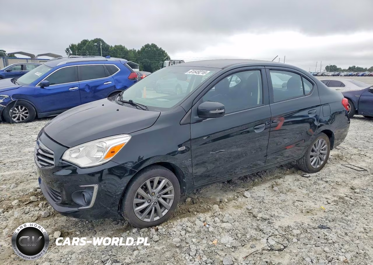 2017 Mitsubishi Mirage G4 Se – zdjęcie 1 z 12