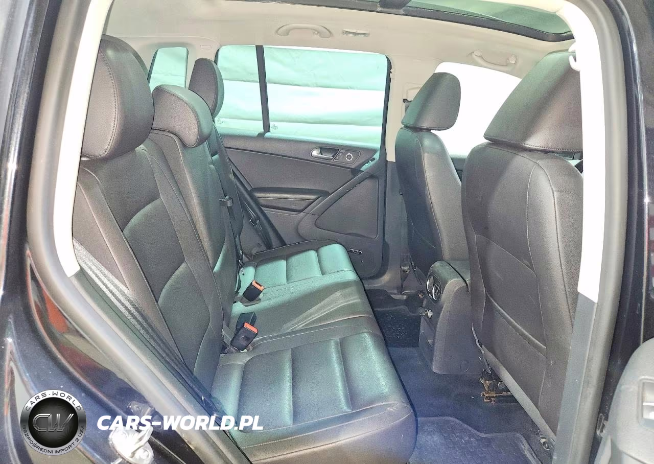 2015 Volkswagen Tiguan S VIN:WVGBV7AX3FW517132 - 11