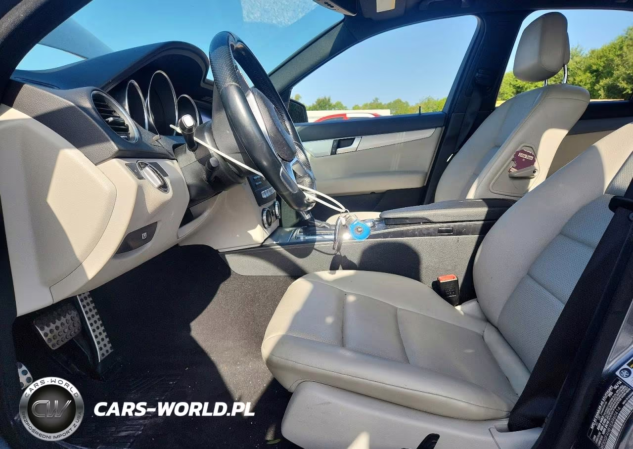 2014 Mercedes-Benz C 250 VIN:WDDGF4HB1EA960414 - 7