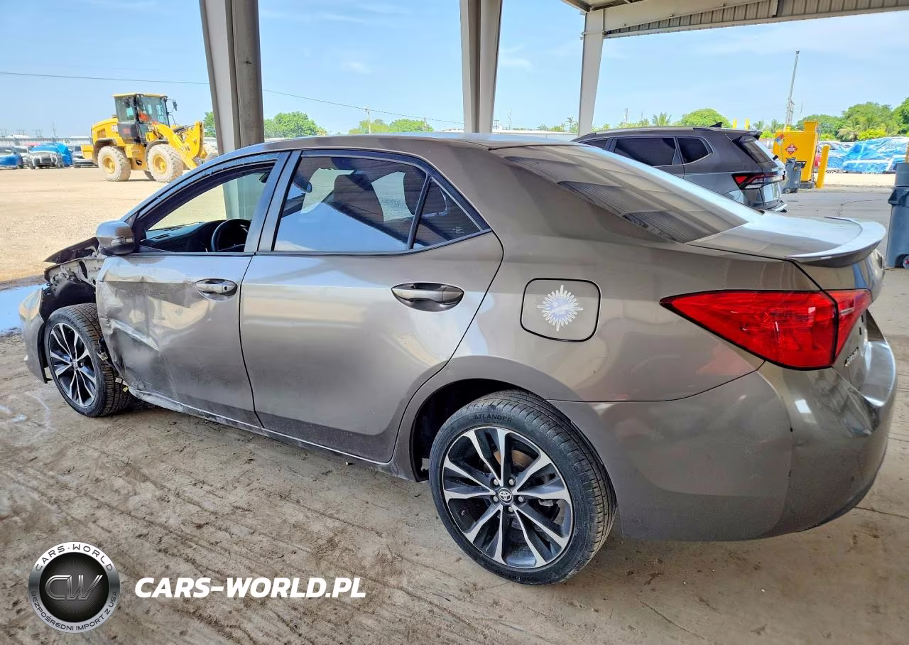 2018 Toyota Corolla Se VIN:2T1BURHE1JC021464 - 2