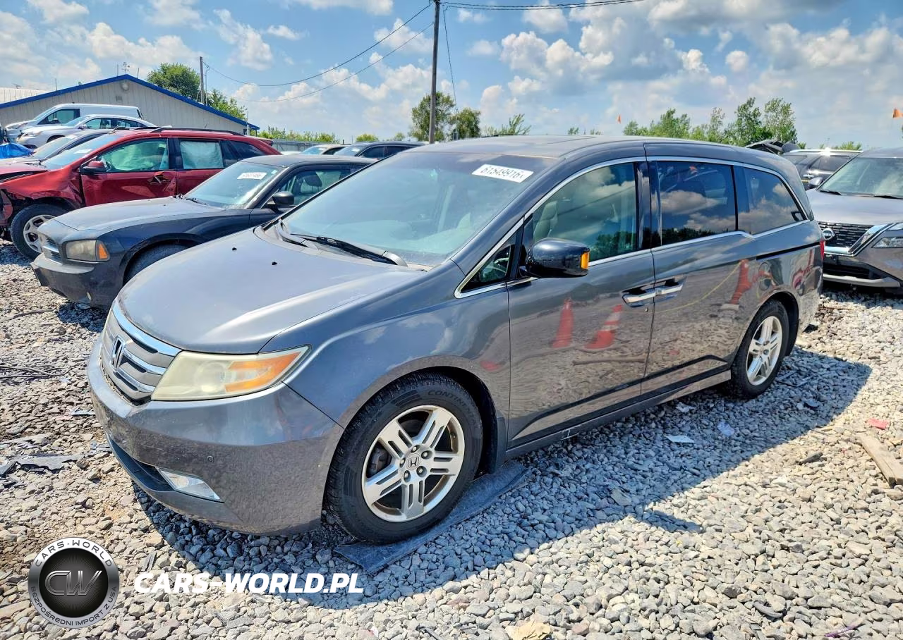 2012 Honda Odyssey Touring – zdjęcie 1 z 13