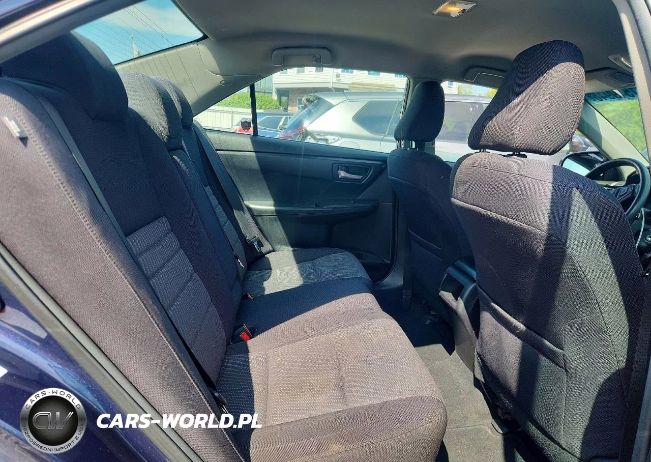 2015 Toyota Camry Le VIN:4T4BF1FKXFR483764 - 10
