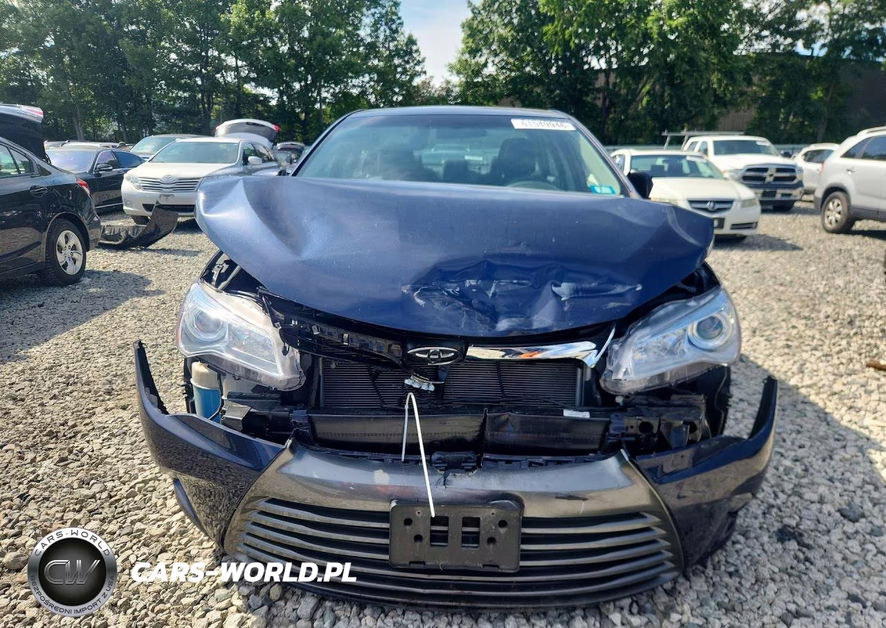 2015 Toyota Camry Le VIN:4T4BF1FKXFR483764 - 5