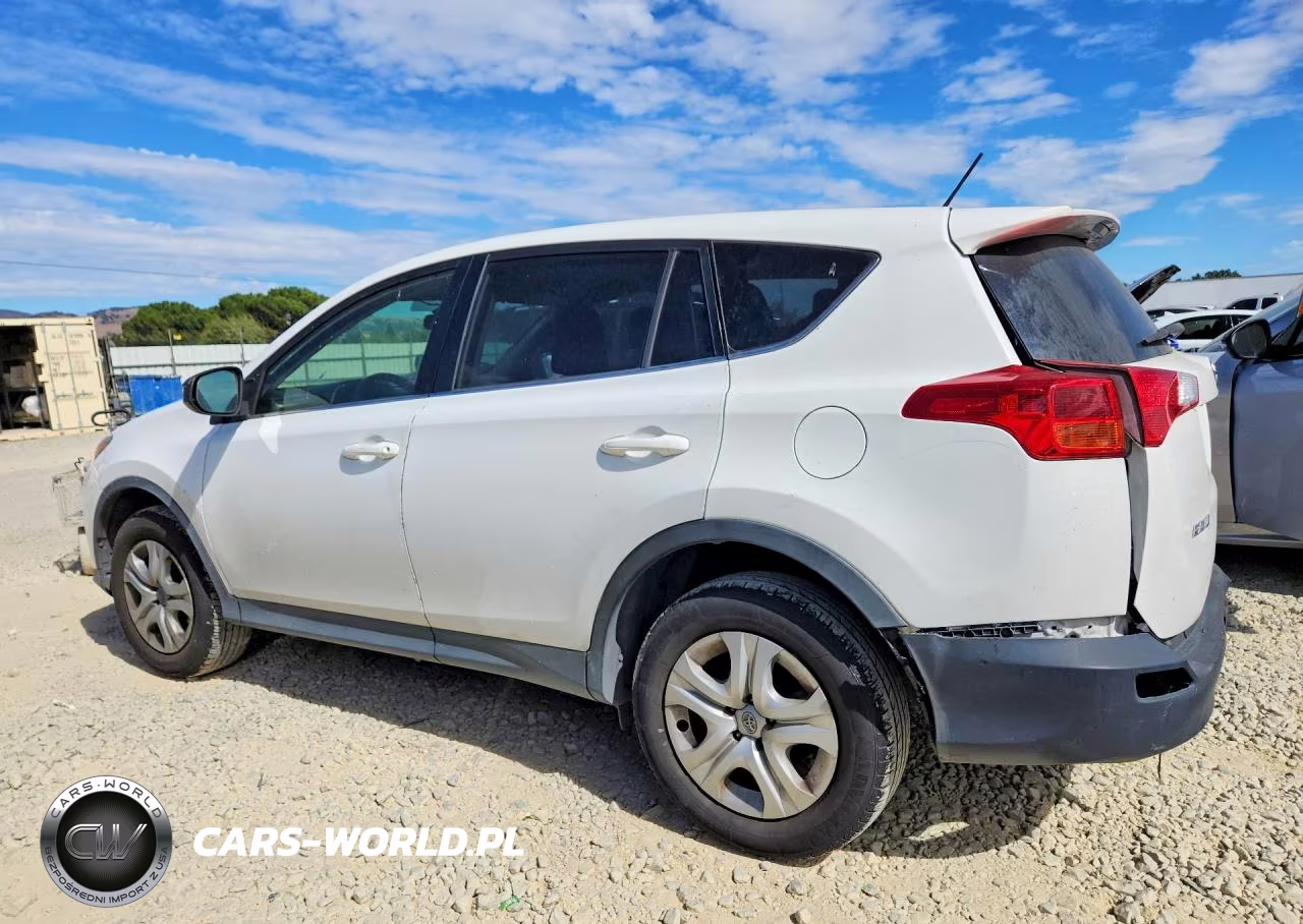2015 Toyota Rav4 Le VIN:JTMZFREV8FD055537 - 2