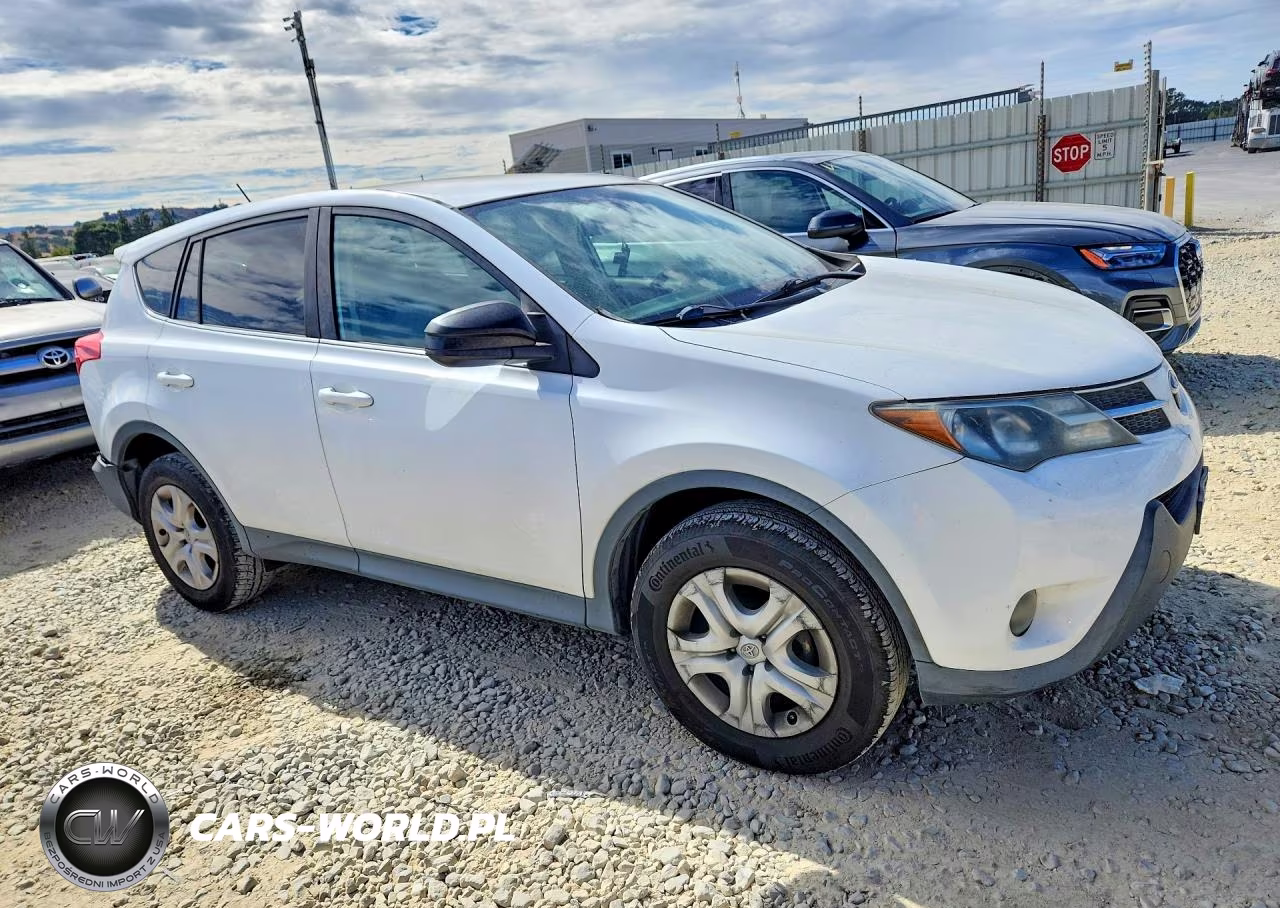 2015 Toyota Rav4 Le VIN:JTMZFREV8FD055537 - 4