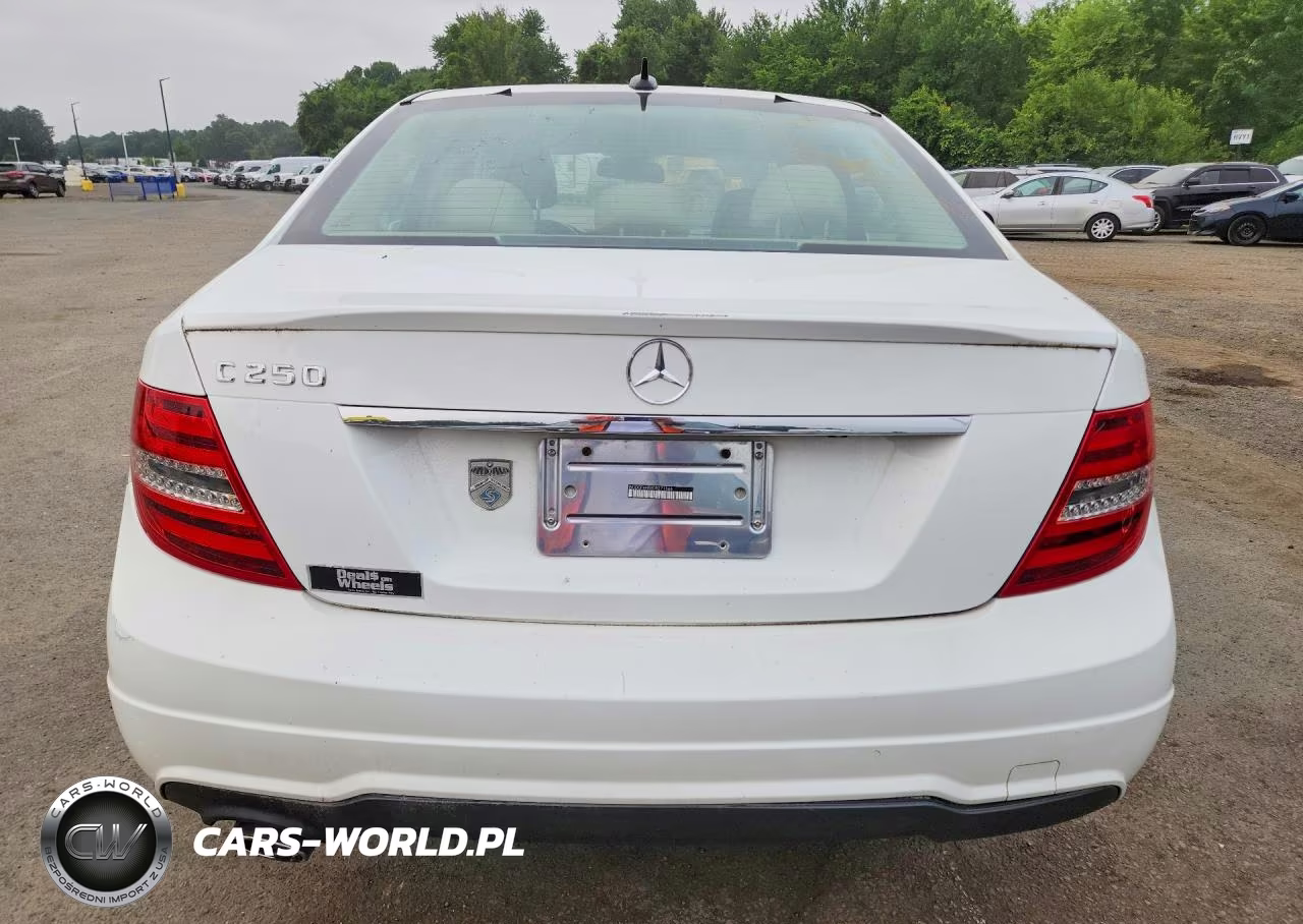 2013 Mercedes-Benz C 250 VIN:WDDGF4HB8DR271566 - 6