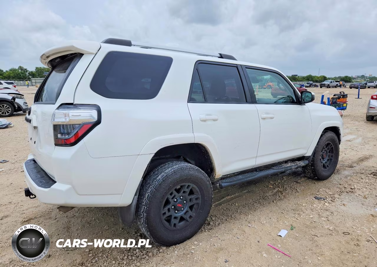 2020 Toyota 4Runner Sr5 VIN:JTEBU5JR0L5808598 - 3