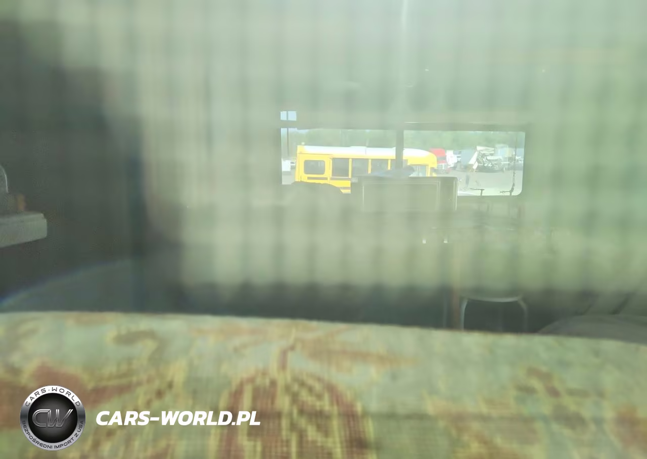 2005 Freightliner Chassis X Line Motor Home VIN:4UZAAHBVX5CU43640 - 6