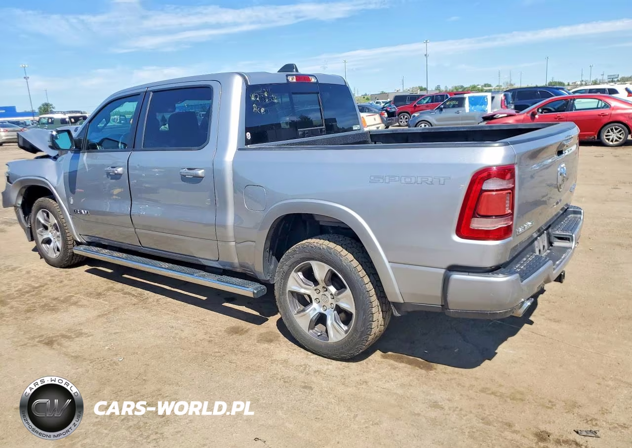 2021 Ram 1500 Laramie VIN:1C6SRFJT3MN604295 - 2