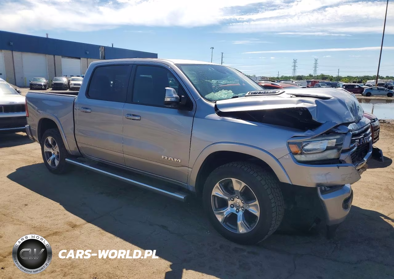 2021 Ram 1500 Laramie VIN:1C6SRFJT3MN604295 - 4