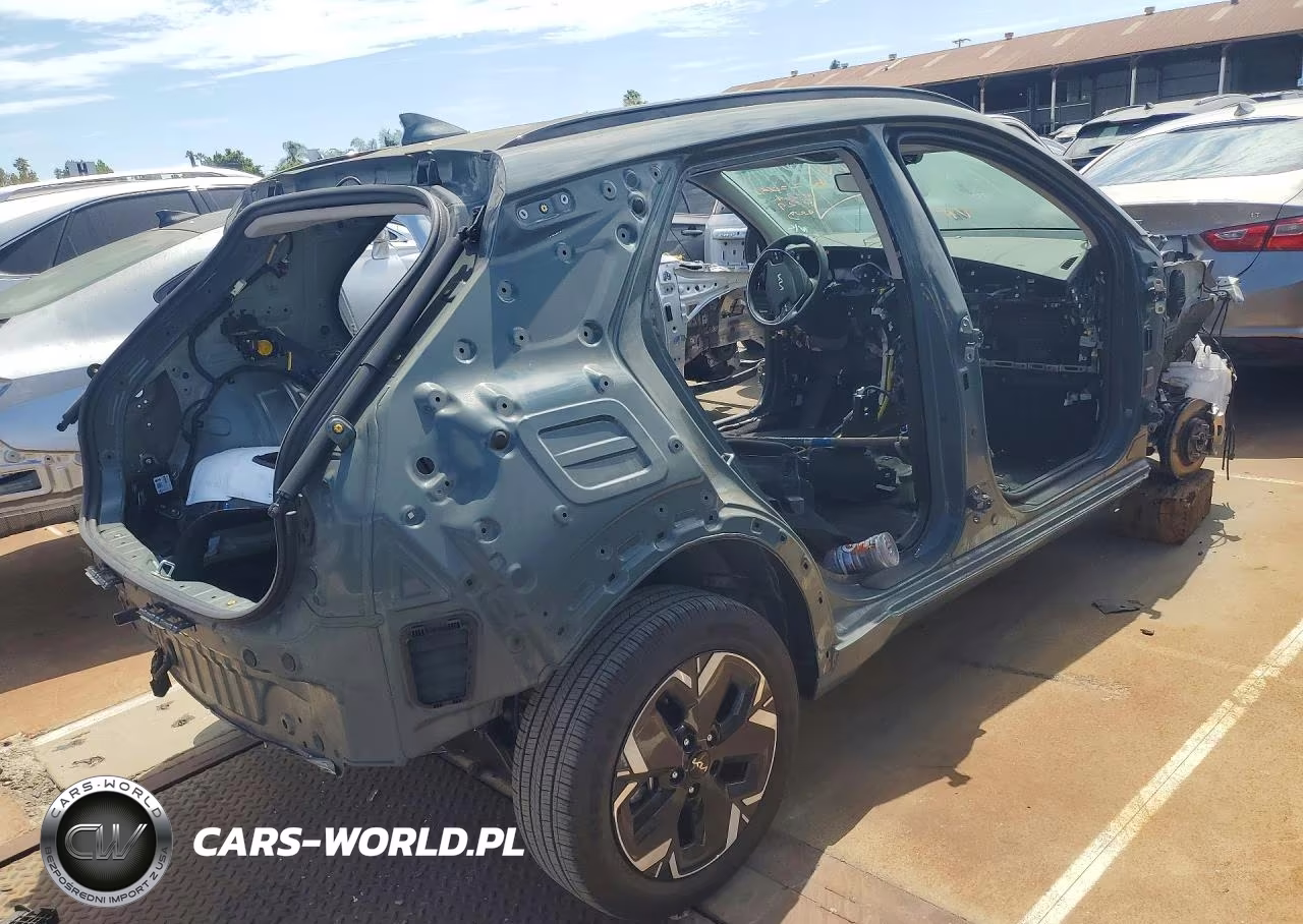 2025 Kia Niro Wind VIN:KNDCR3L17S5145387 - 3