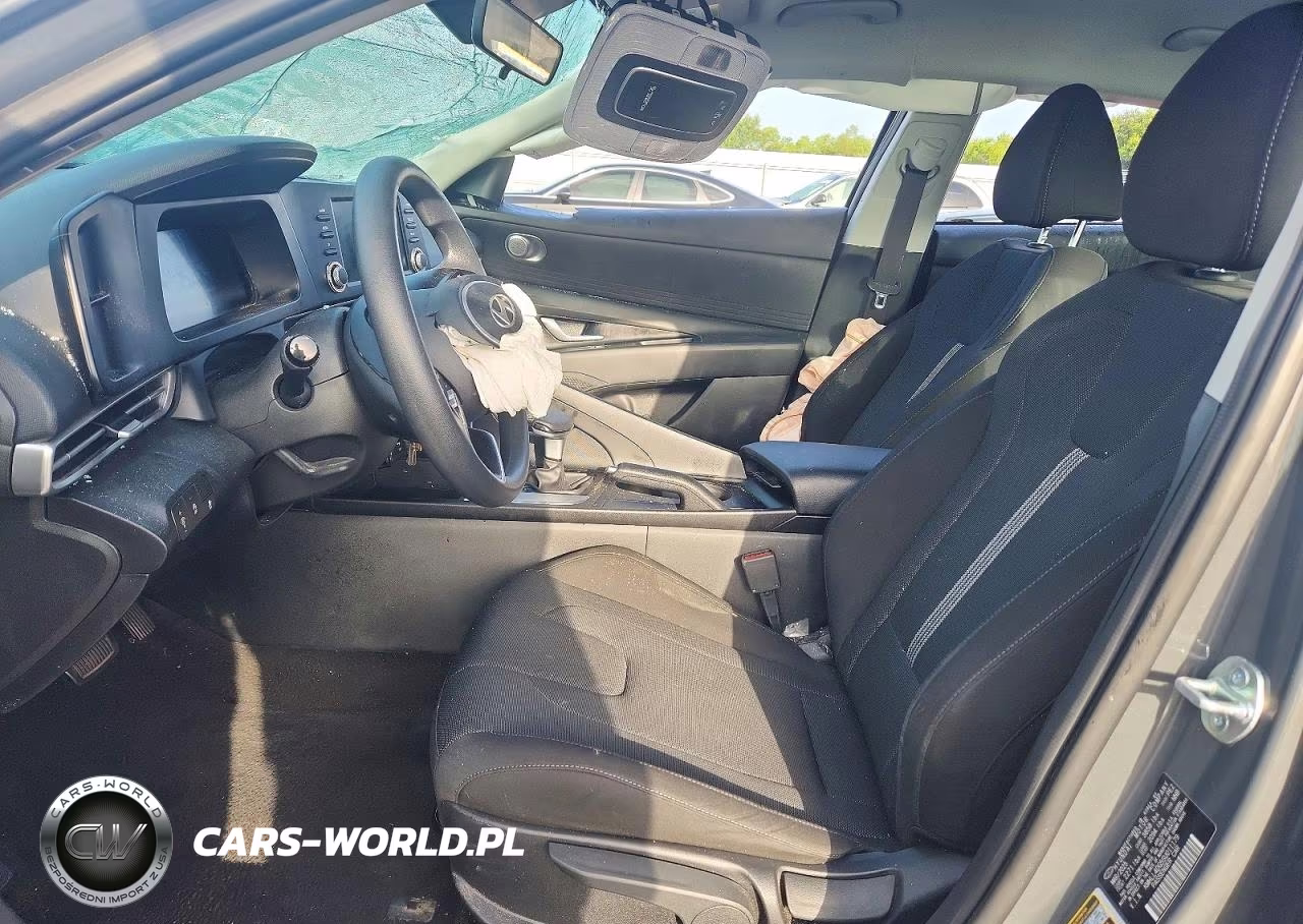2025 Hyundai Elantra Se VIN:KMHLL4DG5SU011179 - 7