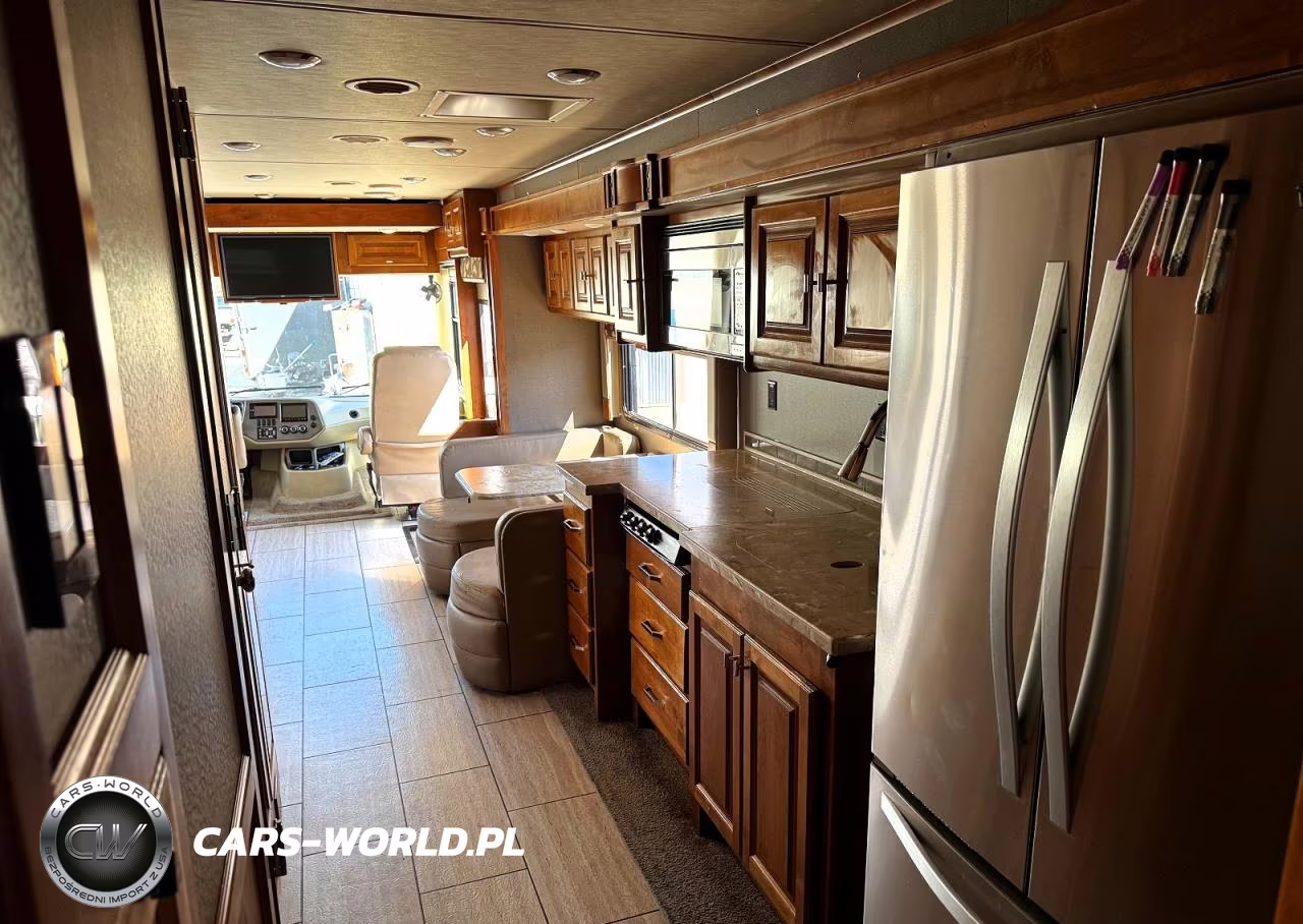 2018 Ford F53 - Rv VIN:1F66F5DY6J0A01454 - 8