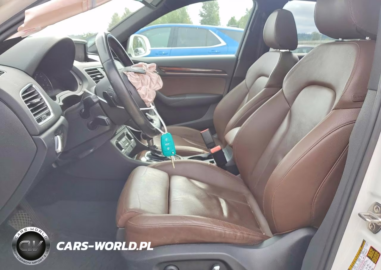 2016 Audi Q3 Premium Plus VIN:WA1EFCFS2GR004386 - 7