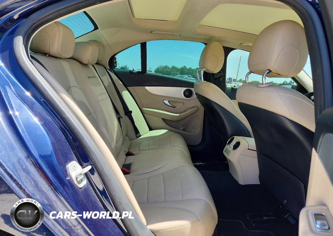 2016 Mercedes-Benz C 300 4Matic VIN:55SWF4KB3GU137927 - 10