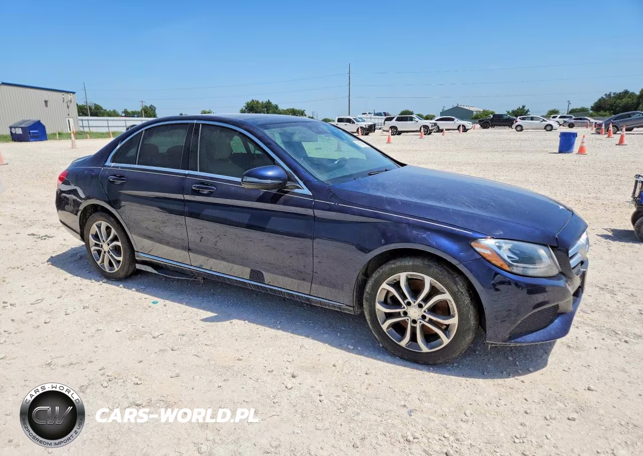 2016 Mercedes-Benz C 300 4Matic VIN:55SWF4KB3GU137927 - 4