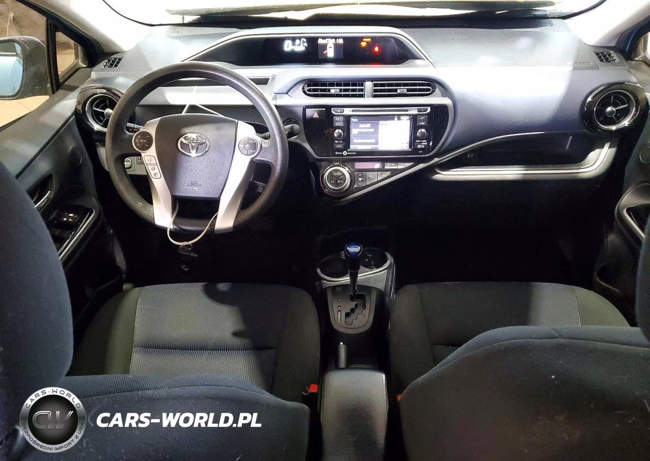 2015 Toyota Prius C Three VIN:JTDKDTB39F1098695 - 8