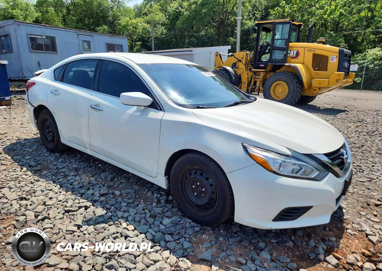 2018 Nissan Altima 2.5 S VIN:1N4AL3AP3JC176684 - 4