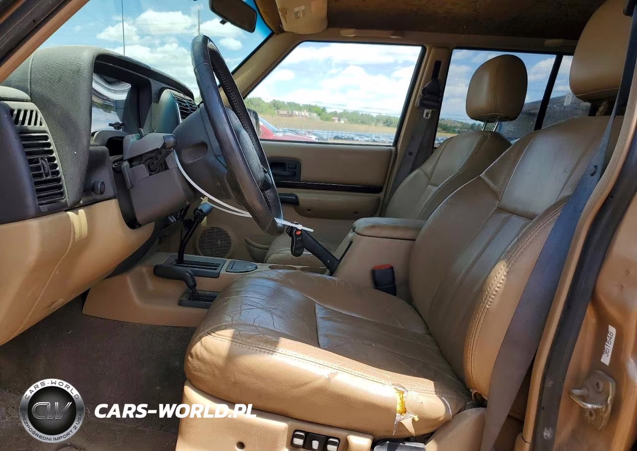 1999 Jeep Cherokee Limited VIN:1J4FF78S4XL557357 - 7