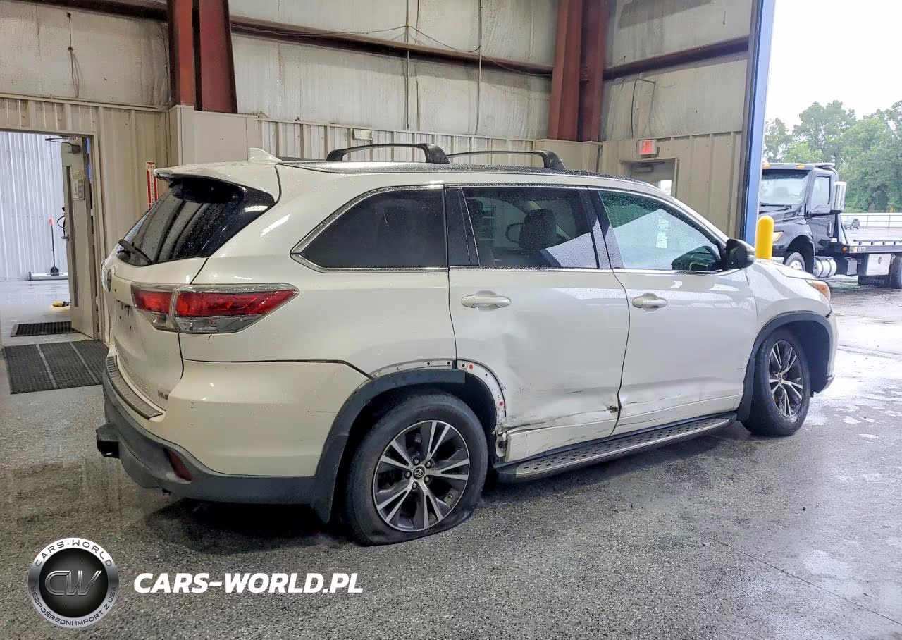 2016 Toyota Highlander Xle VIN:5TDKKRFH6GS160010 - 3