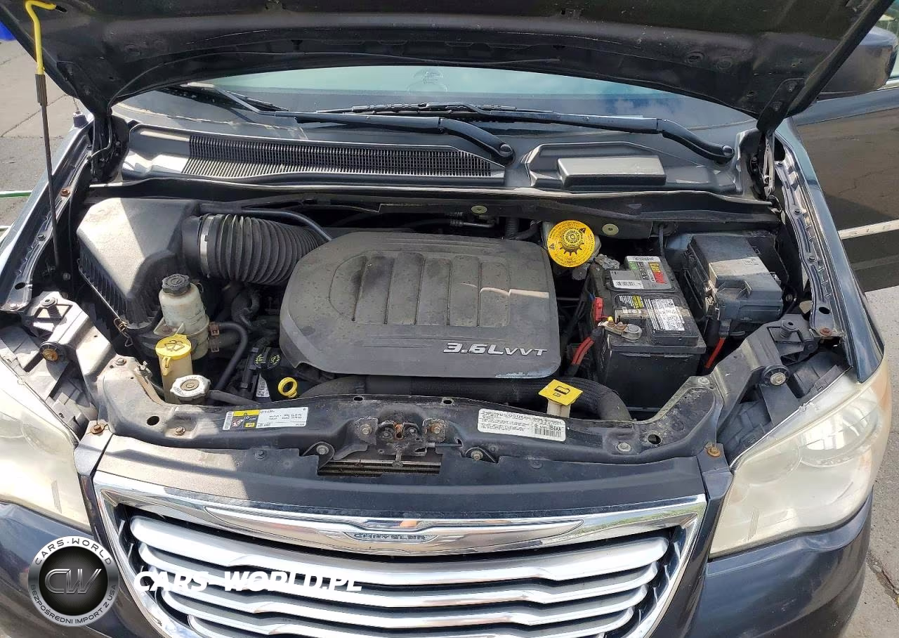 2014 Chrysler Town & Country Touring VIN:2C4RC1BG8ER217758 - 12