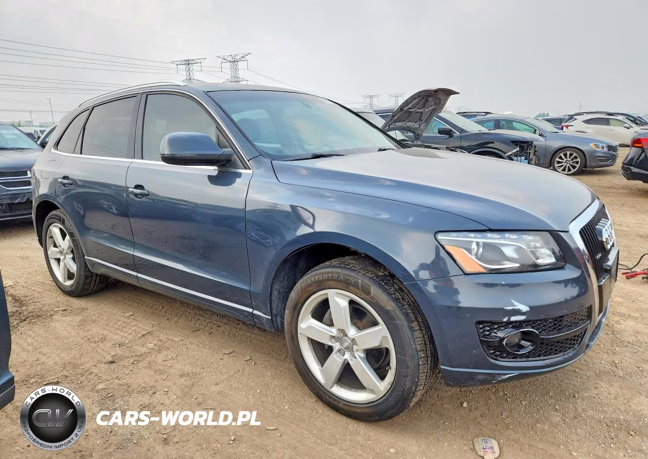 2010 Audi Q5 Premium Plus VIN:WA1LKAFP8AA017913 - 4