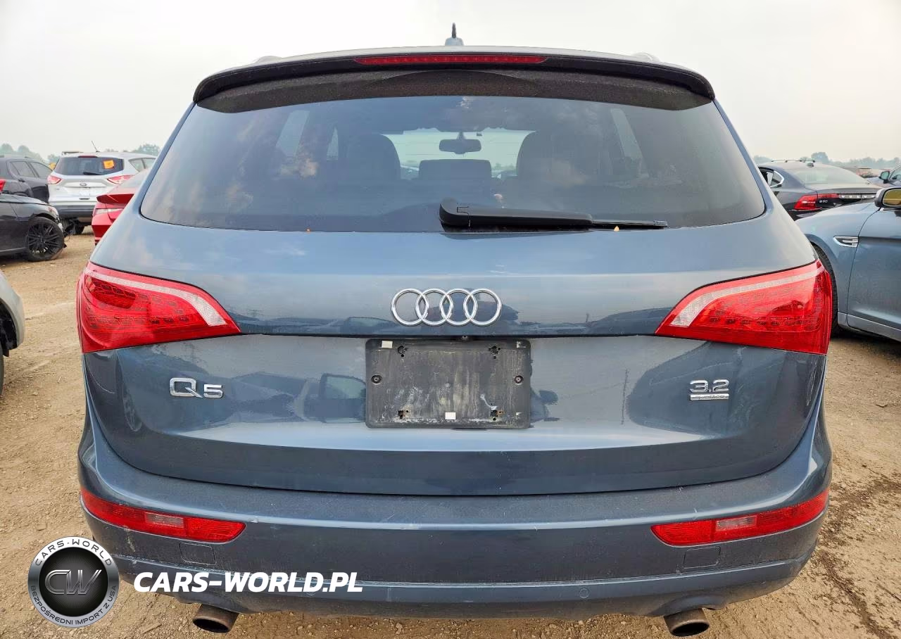 2010 Audi Q5 Premium Plus VIN:WA1LKAFP8AA017913 - 6