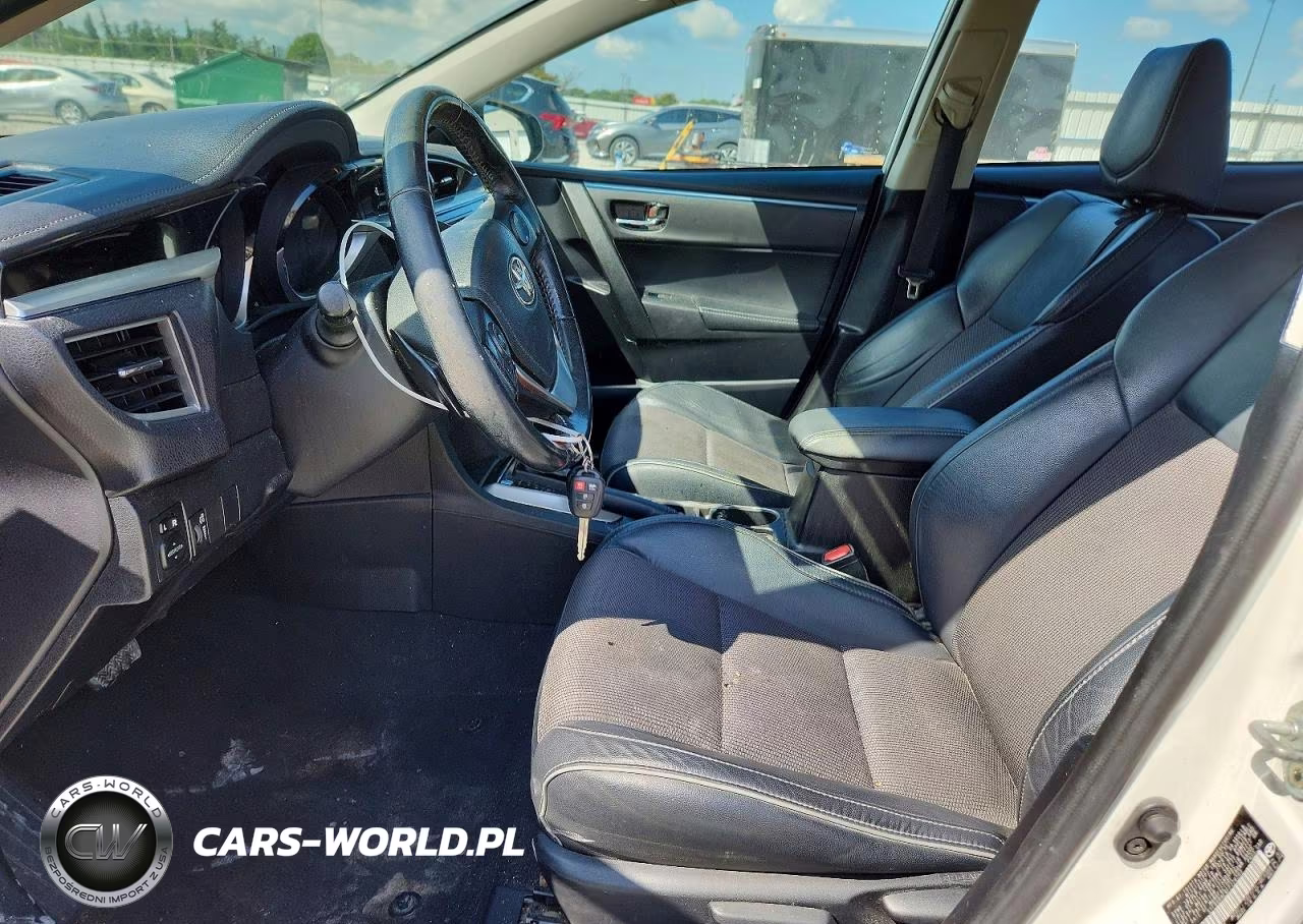 2015 Toyota Corolla S Plus VIN:5YFBURHE8FP328203 - 7