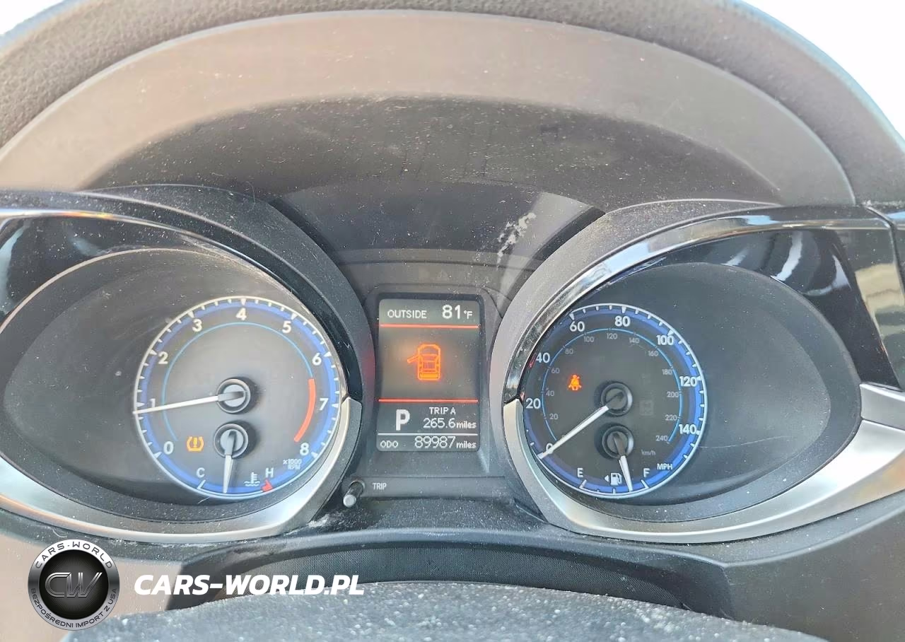 2015 Toyota Corolla S Plus VIN:5YFBURHE8FP328203 - 9