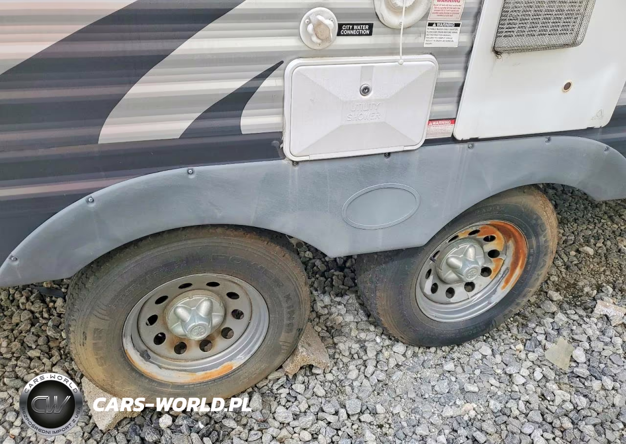 2012 Heartland Trail Runner Camper VIN:5SFEB2620CE247429 - 8