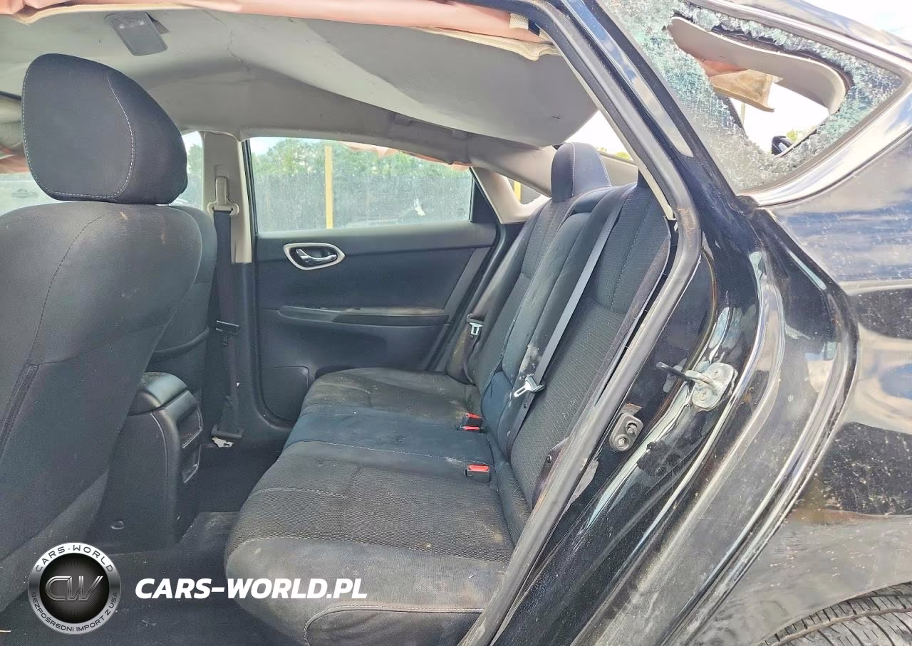 2015 Nissan Sentra S VIN:3N1AB7AP2FY318447 - 10