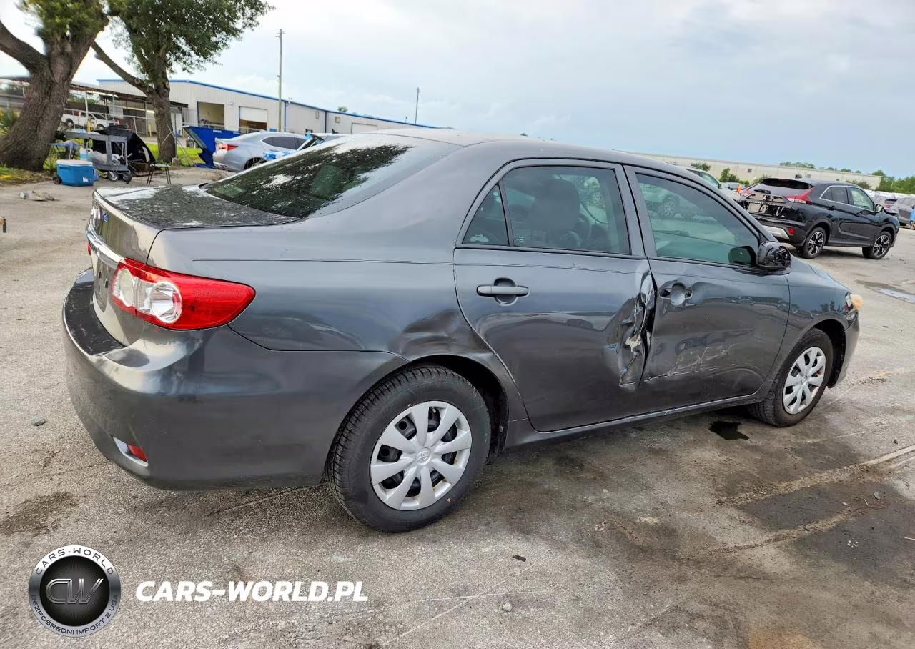 2013 Toyota Corolla L VIN:2T1BU4EE4DC938751 - 3