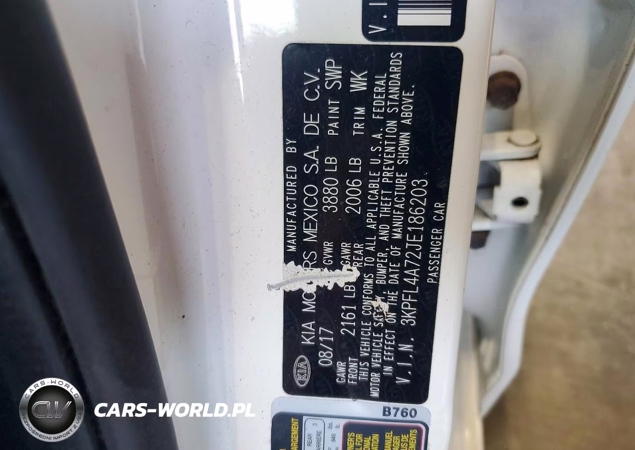 2018 Kia Forte Lx VIN:3KPFL4A72JE186203 - 12
