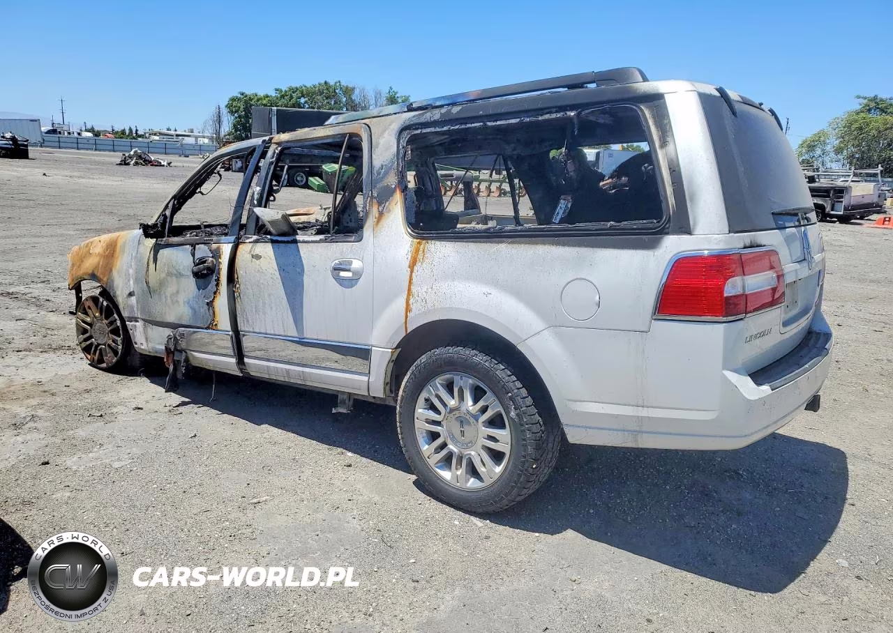 2014 Lincoln Navigator L VIN:5LMJJ3J53EEL00647 - 2