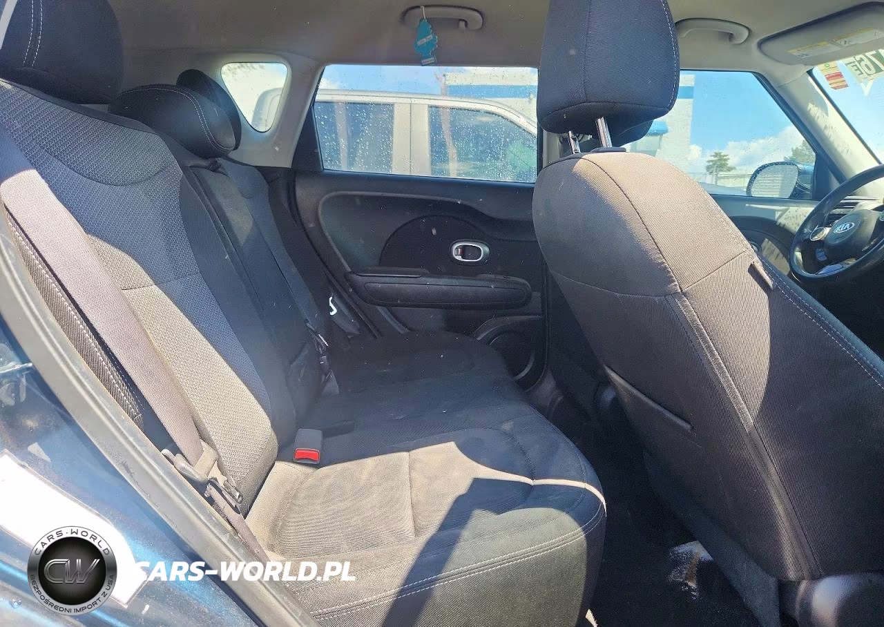 2018 Kia Soul + VIN:KNDJP3A58J7539583 - 10