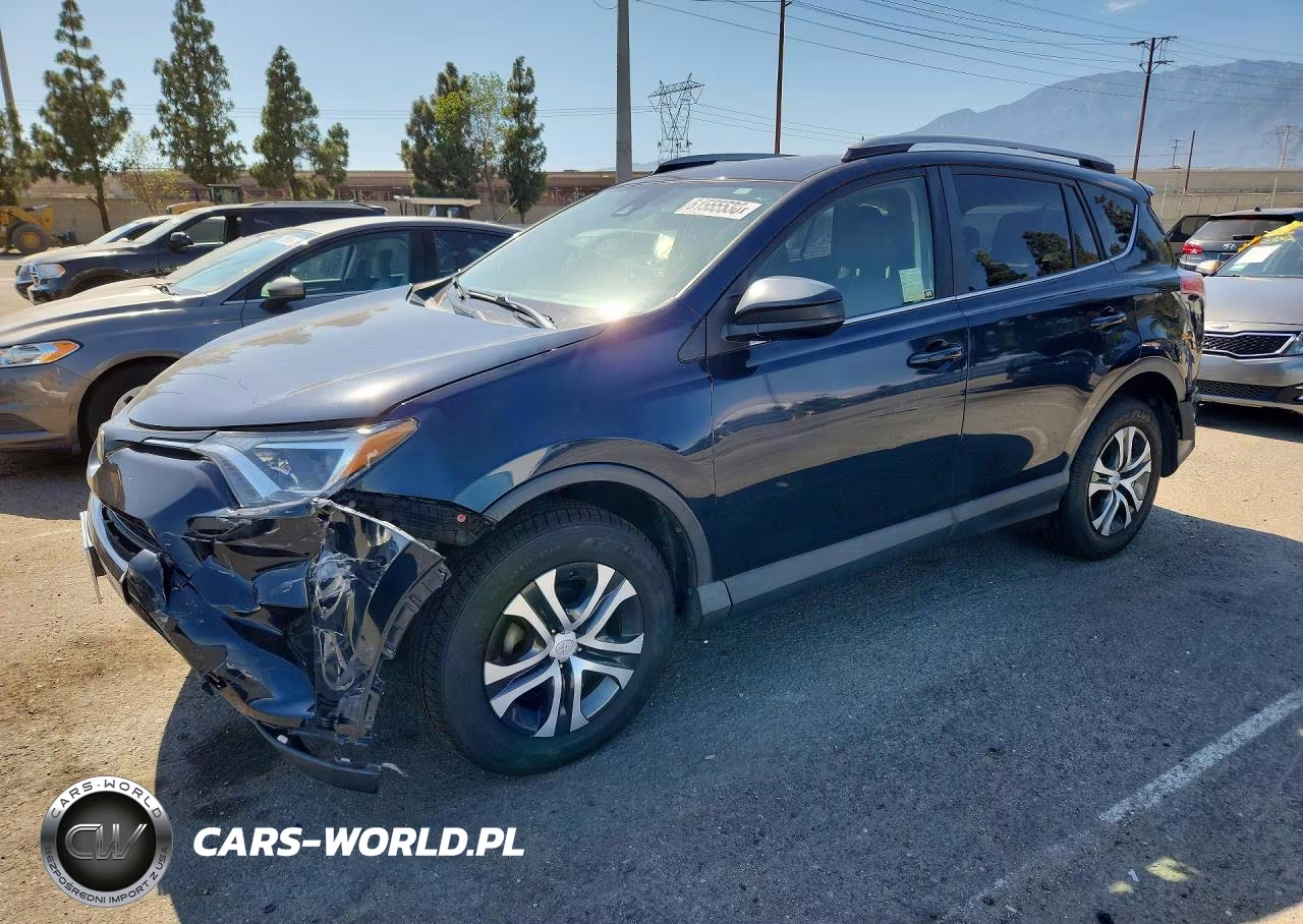 2017 Toyota Rav4 Le – zdjęcie 1 z 12