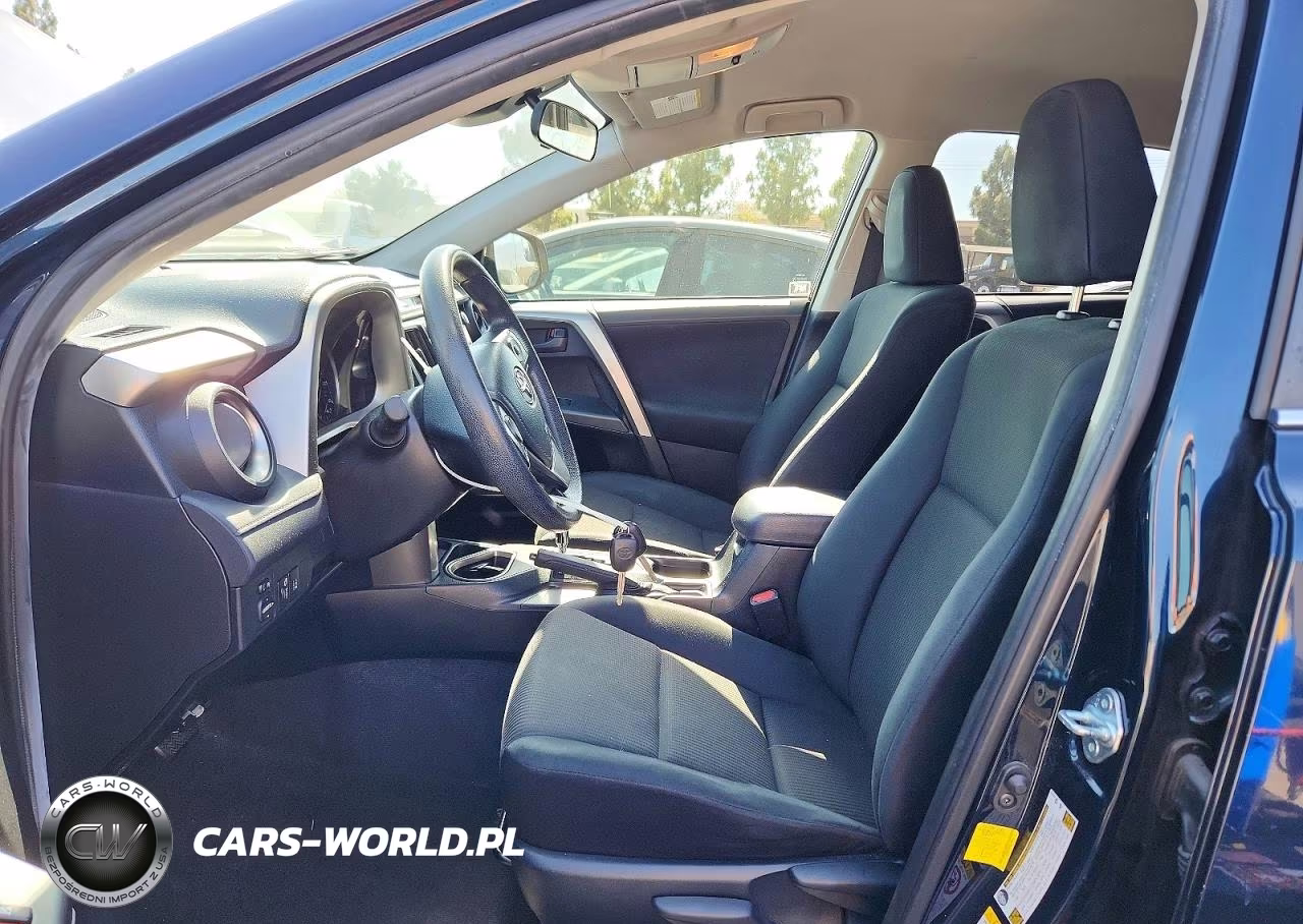 2017 Toyota Rav4 Le VIN:JTMZFREV4HJ710345 - 7