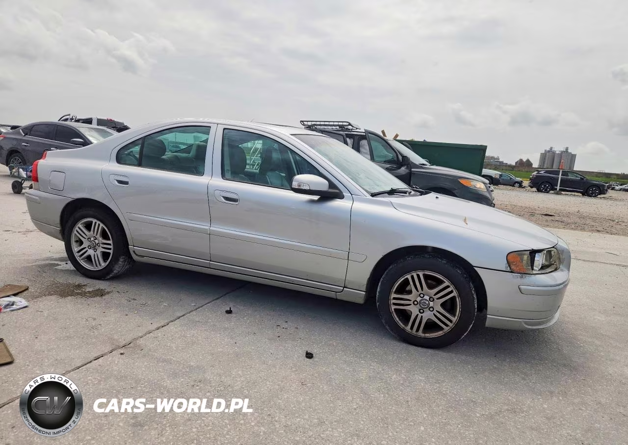 2007 Volvo S60 2.5T VIN:YV1RS592372617582 - 4