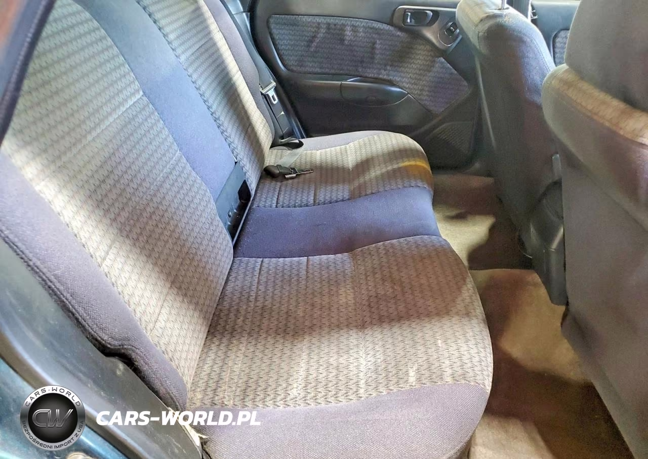 1998 Subaru Legacy 30Th Anniversary Outback VIN:4S3BG6854W7637559 - 10