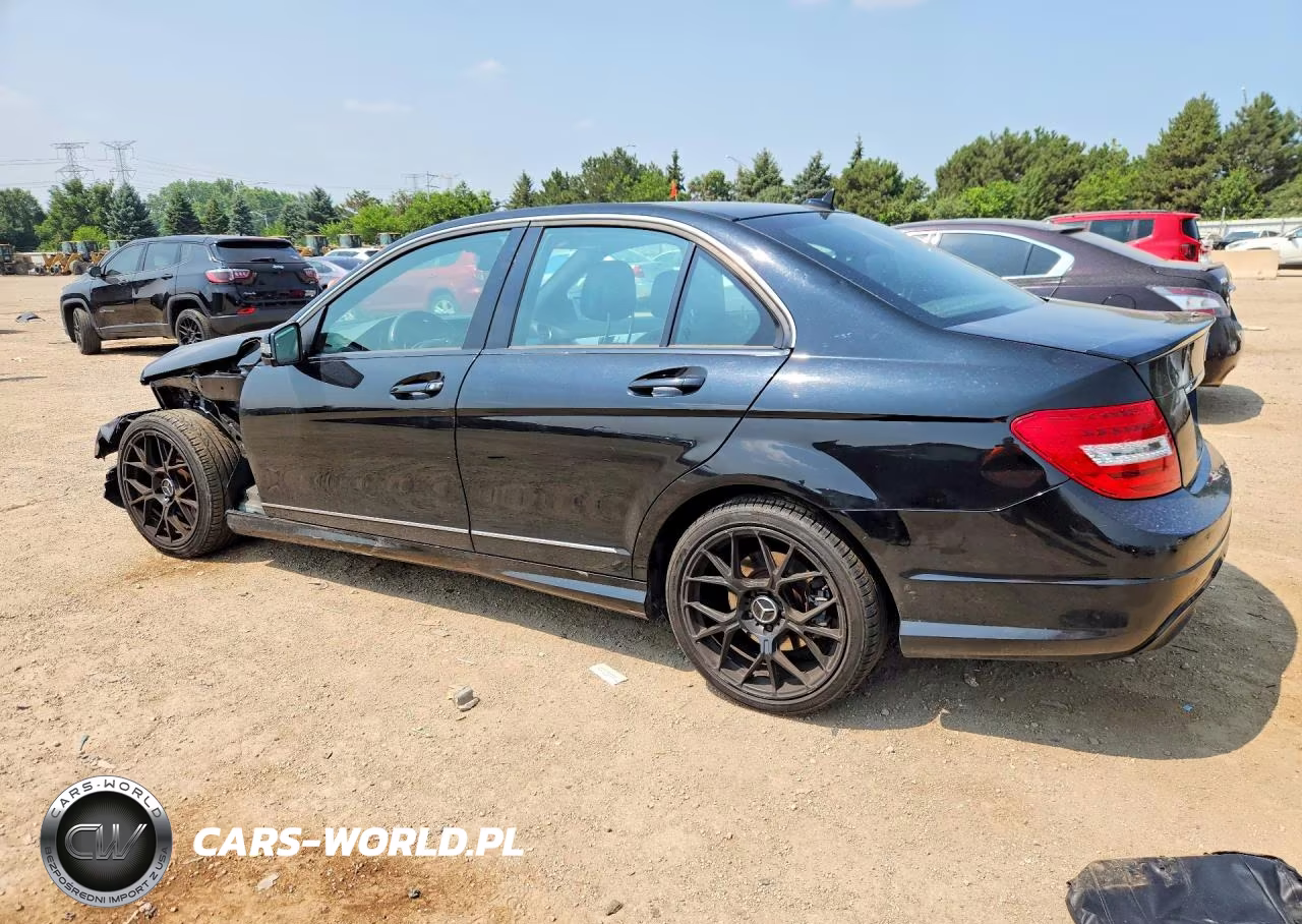 2014 Mercedes-Benz C 300 4Matic VIN:WDDGF8AB6EA921948 - 2